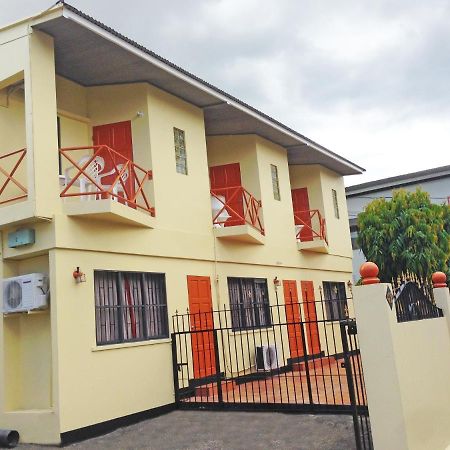 Sundeck Suites Boissiere Village Zewnętrze zdjęcie
